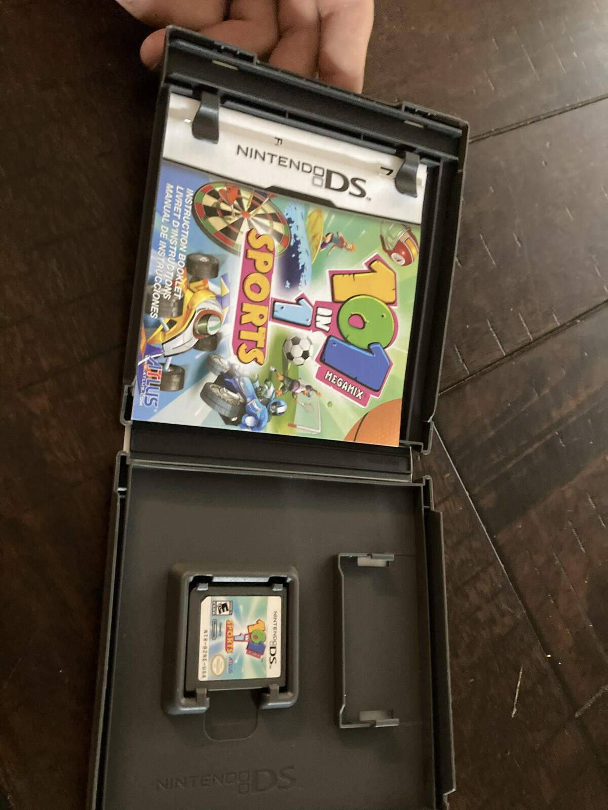 101-in-1 Sports Megamix (Nintendo DS, 2010) CIB COMPLETE