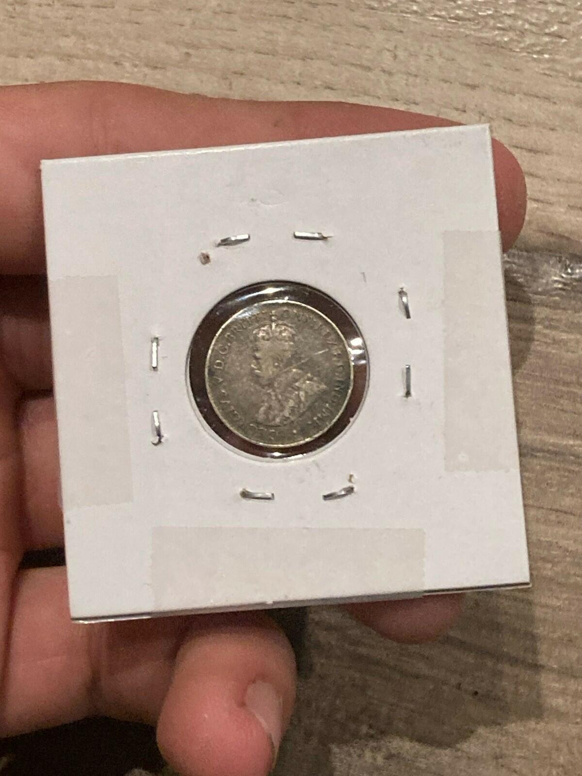 1917-M Australia 3 Pence Silver Coin