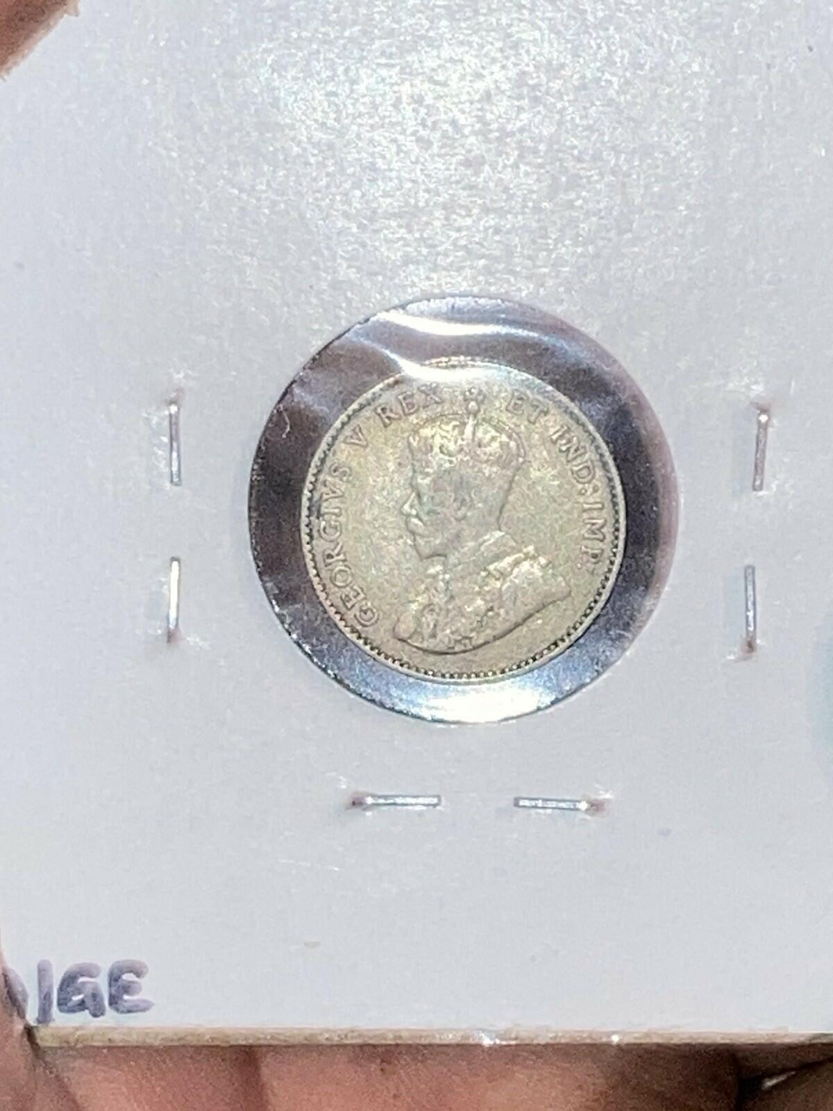 1911 Canada 5c Five Cents Silver Coin Half Dime
