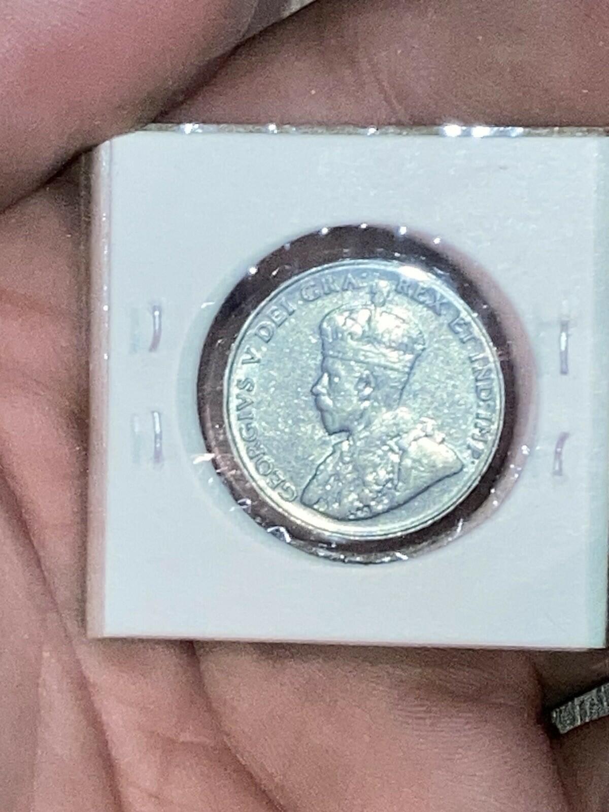 1935 Canada 5 Cents Nickel King George V Canadian Coin