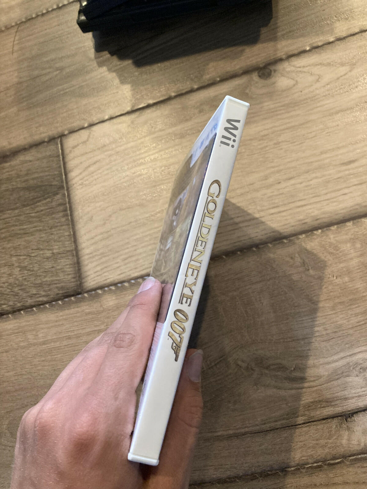 007 GoldenEye (Nintendo Wii, 2010) CIB COMPLETE