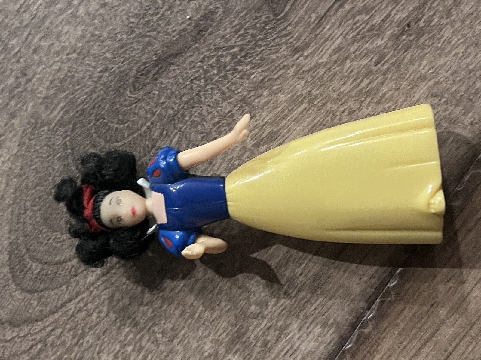 1995 Vintage Snow White and the 7 Dwarfs Masterpiece McDonald’s Happy Meal Toy