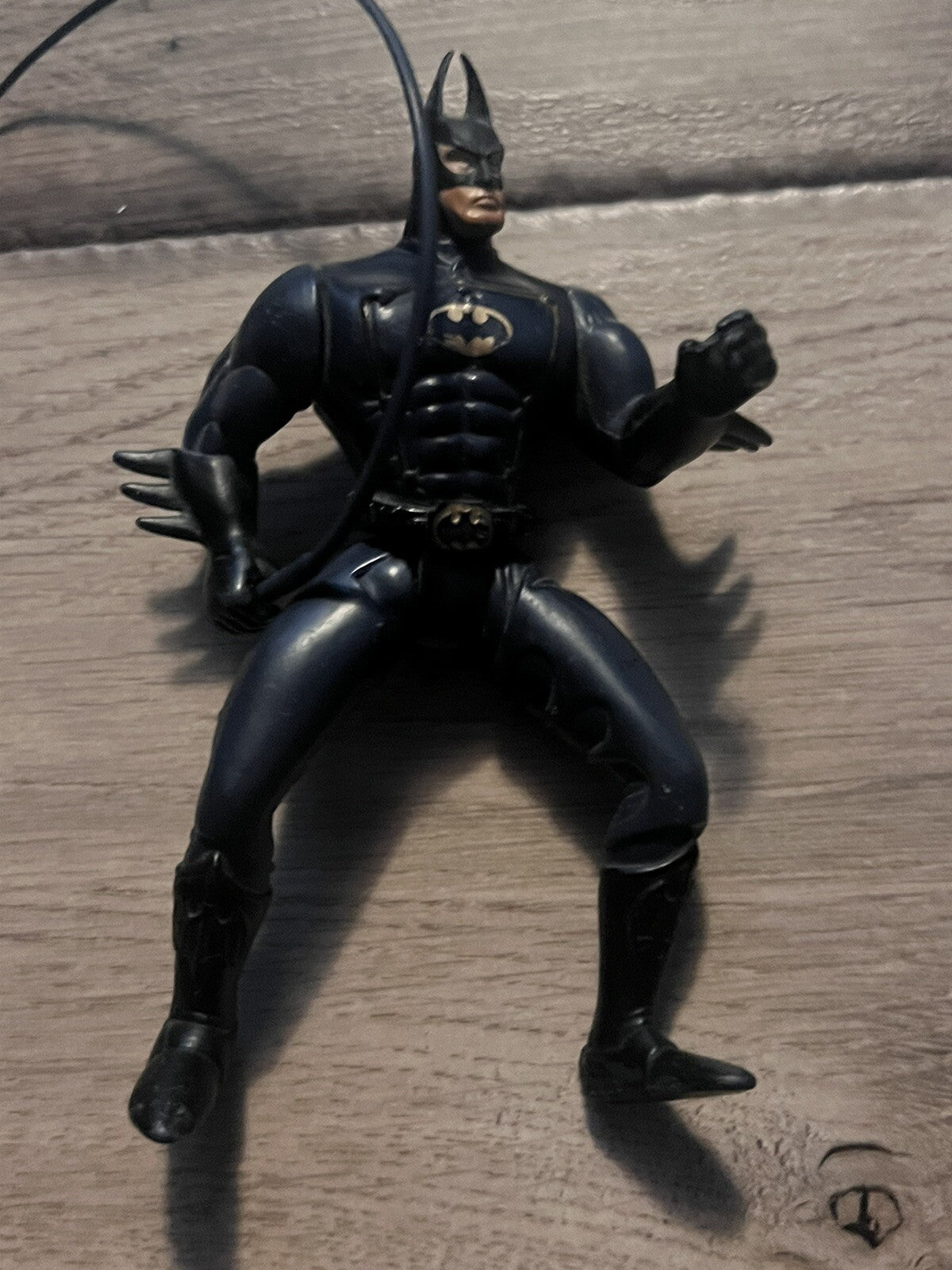 1994 Vintage Kenner 5" Batman Figure with Action Arm NO CAPE
