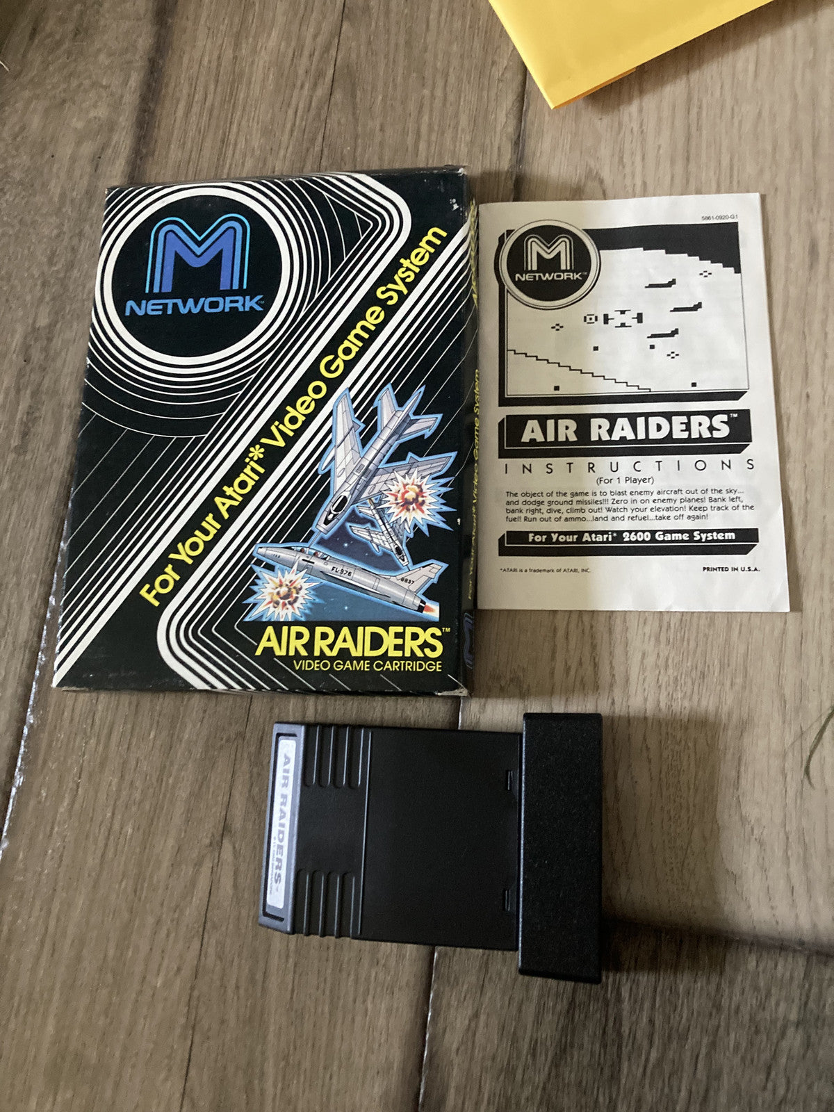 Air Raiders (Atari 2600, 1982) CIB COMPLETE