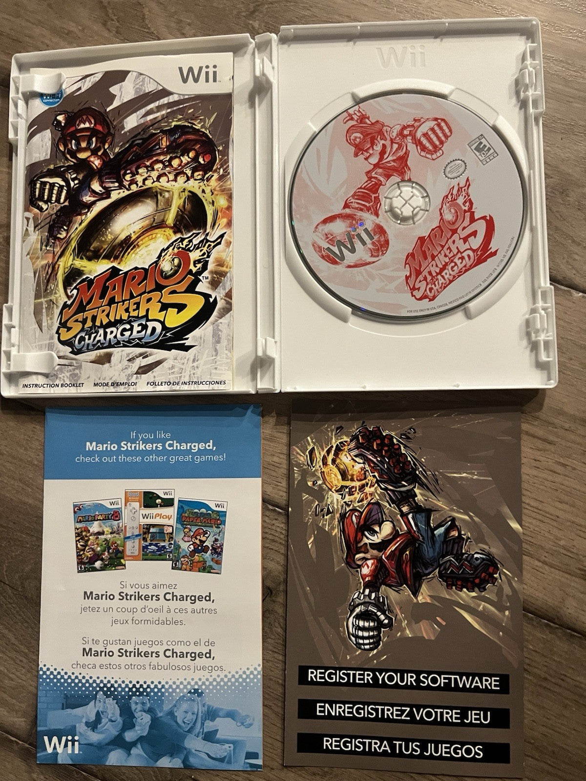 Mario Strikers Charged (Nintendo Wii, 2007) CIB WITH INSERTS
