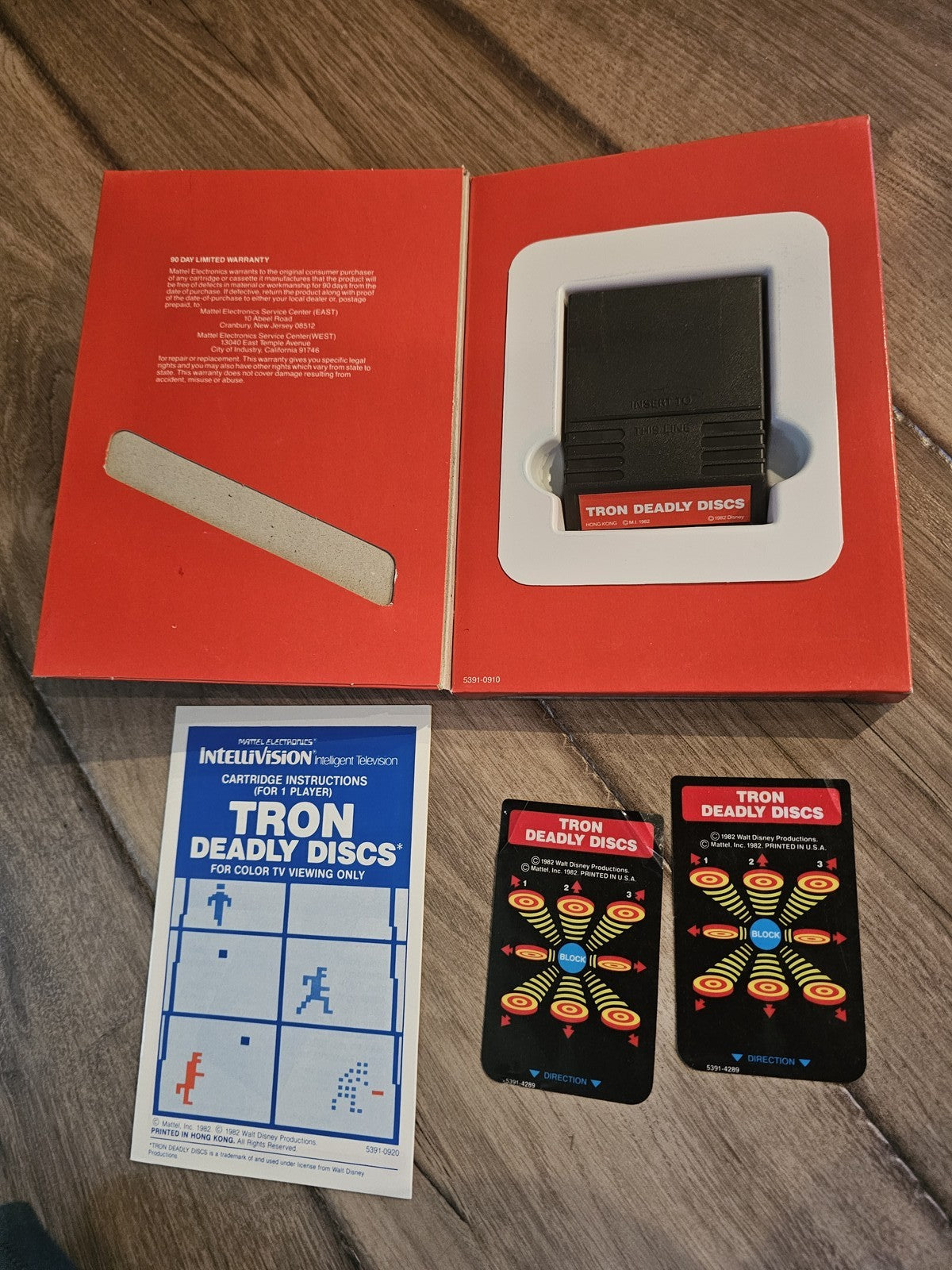 Tron Deadly Discs (Intellivision, 1982) CIB COMPLETE