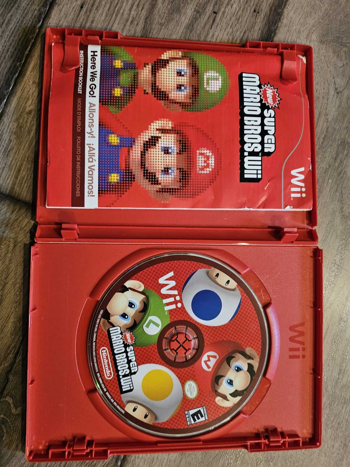 New Super Mario Bros. Wii (Wii, 2009) NO ARTWORK