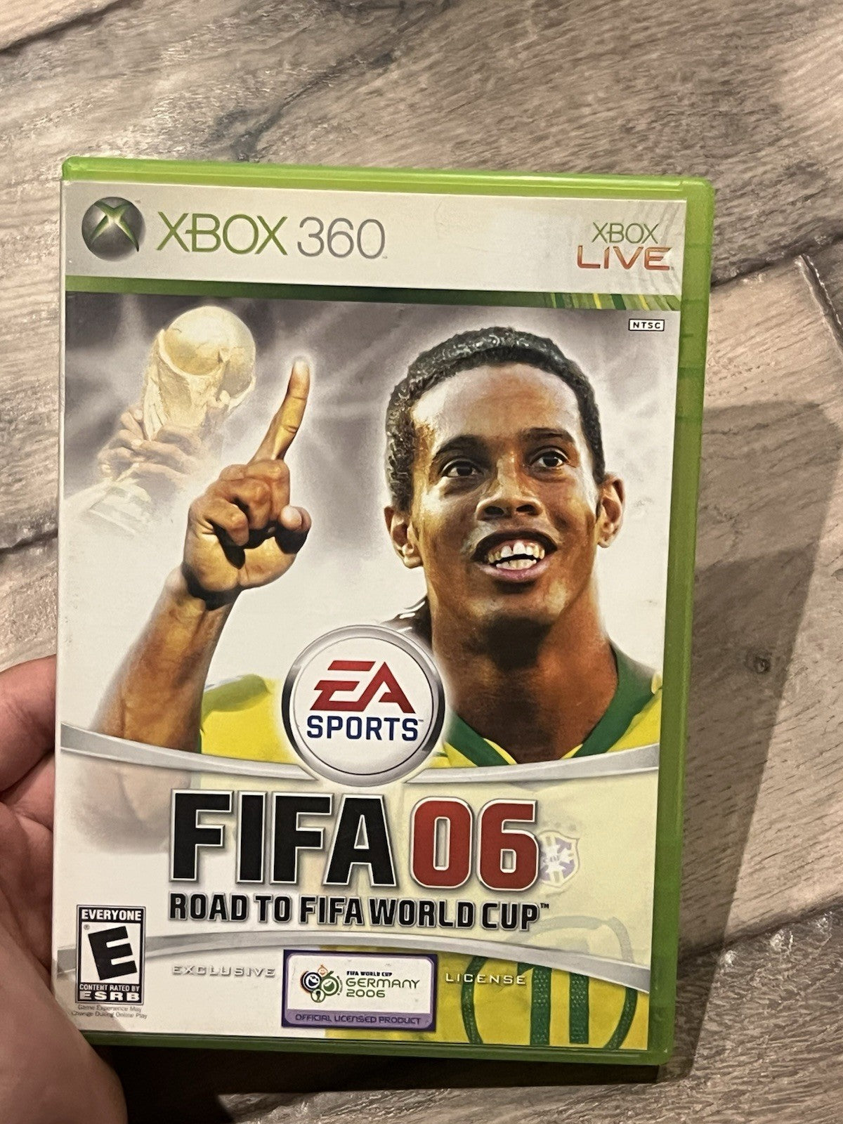 FIFA 2006 Road to World Cup (Microsoft Xbox 360, 2005) CASE + MANUAL ONLY