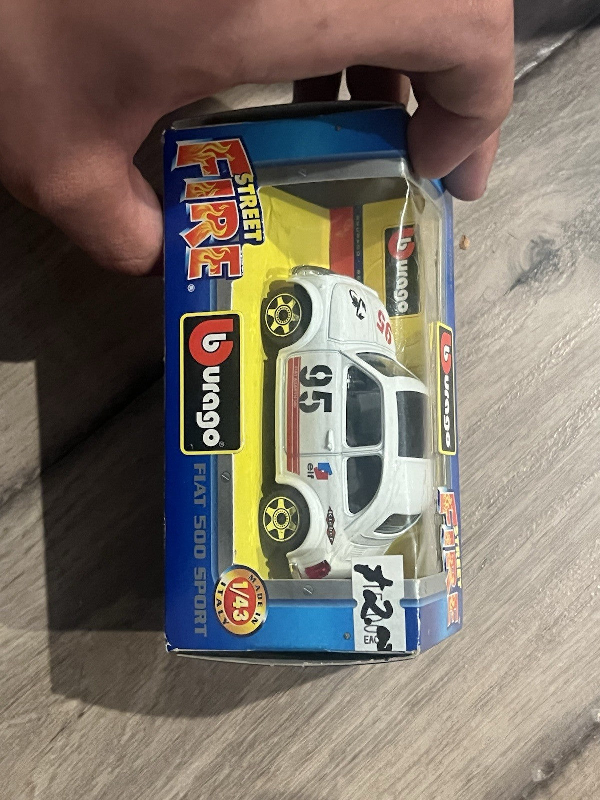 Burago 1/43 Street Fire Series Fiat 500 Sport Box