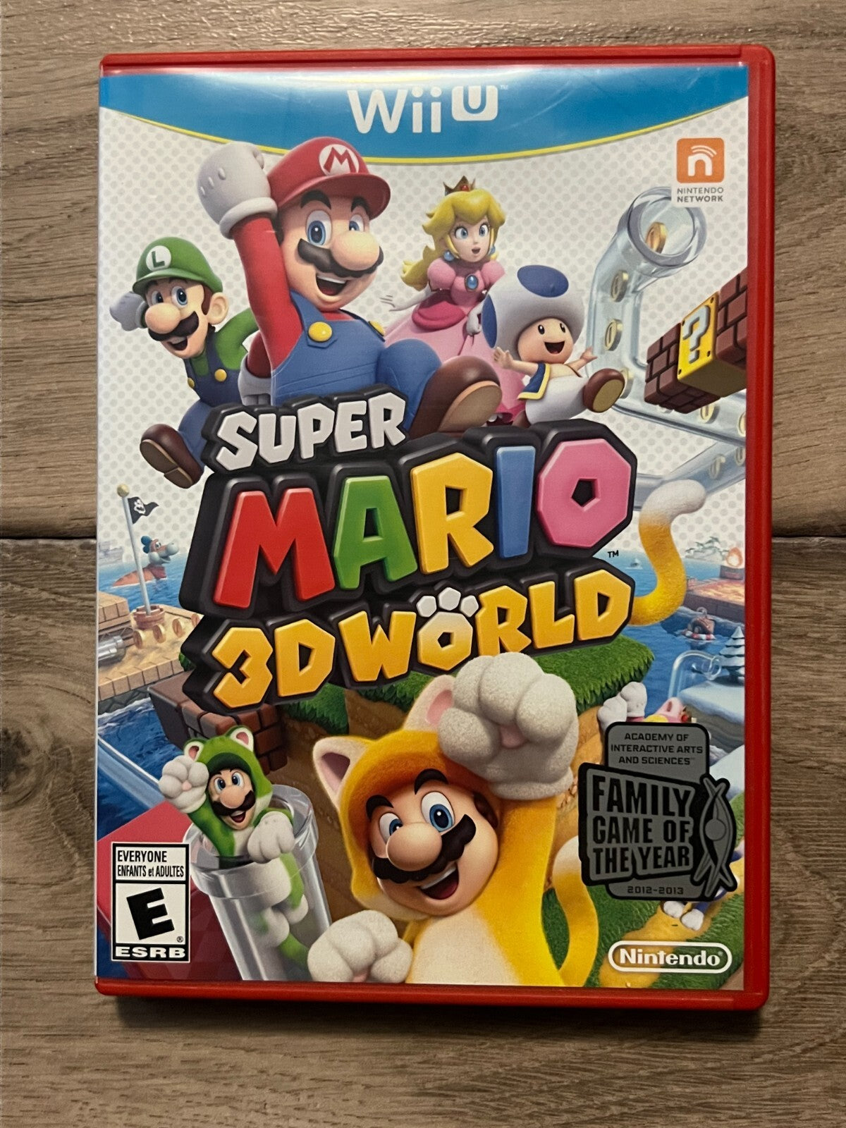 Super Mario 3D World: Family Game Of The Year (Nintendo Wii U, 2013) CIB
