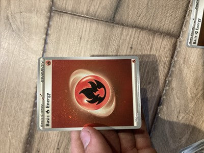 Fire Energy SVE002 SVE 002 Scarlet & Violet 151 English Holo Pokémon TCG NM