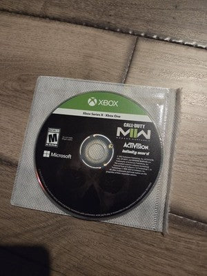 Call of Duty Modern Warfare II 2 (Xbox One / Series X) DISC ONLY