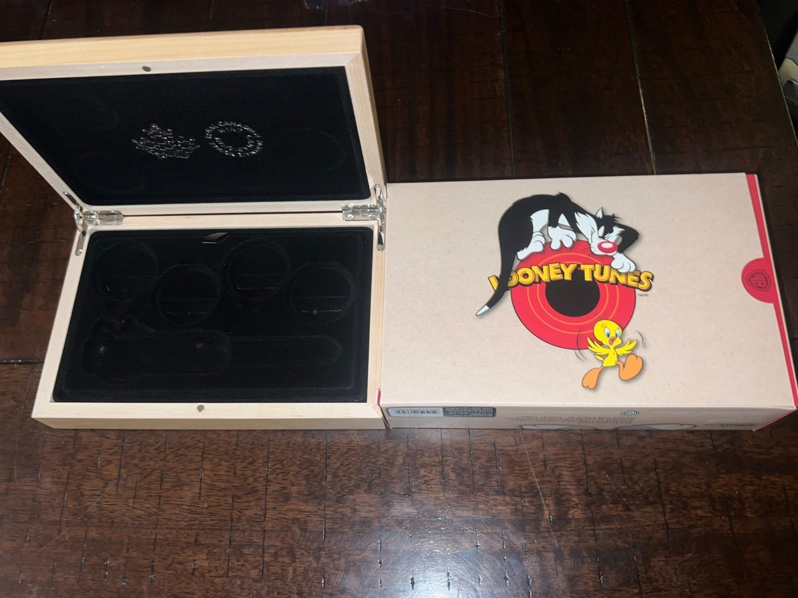 BOX+OUTER BOX ONLY From 2015 Canada $20 Fine Silver: Looney Tunes 4-Coin Set