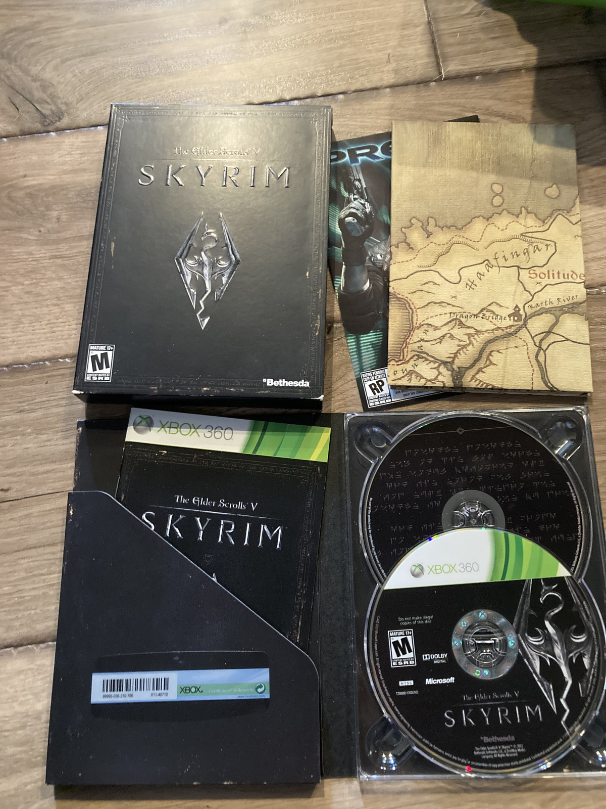 The Elder Scrolls V: Skyrim Collector's Edition Xbox 360