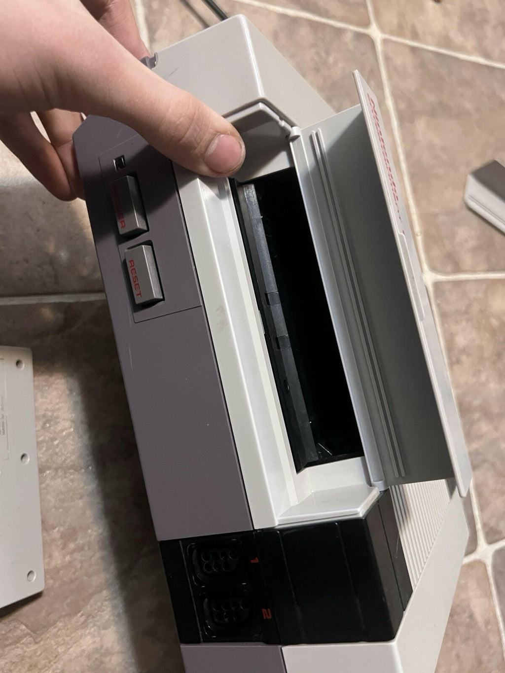 Nintendo NES Console NES-001 Working & TESTED ! Bundle With Two Controllers