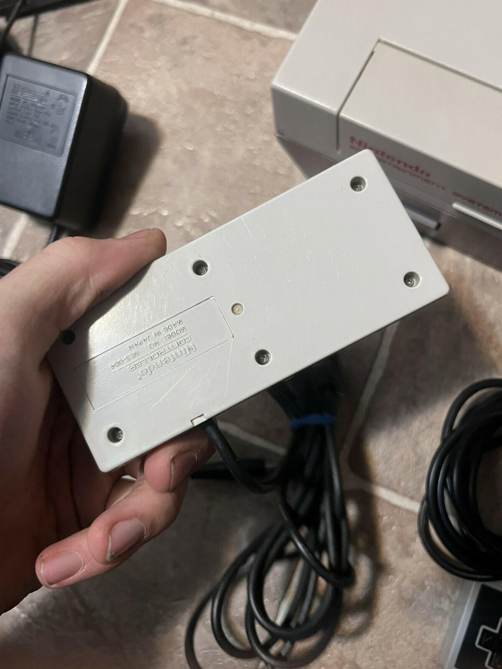 Nintendo NES Console NES-001 Working & TESTED ! Bundle With Two Controllers