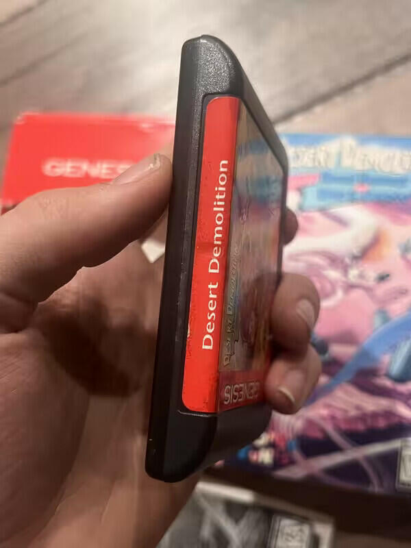Desert Demolition (Sega Genesis 1994) WITH MANUAL NO REGISTRATION CARD