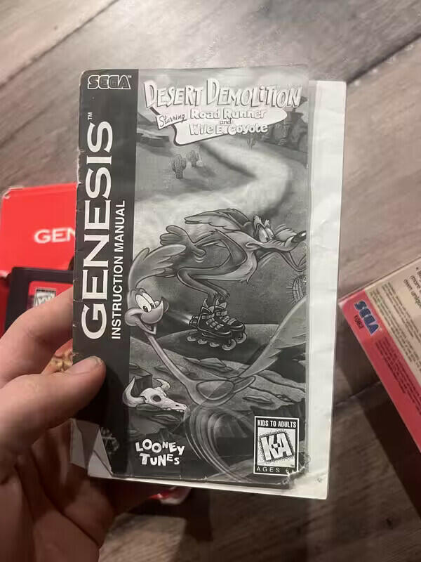 Desert Demolition (Sega Genesis 1994) WITH MANUAL NO REGISTRATION CARD