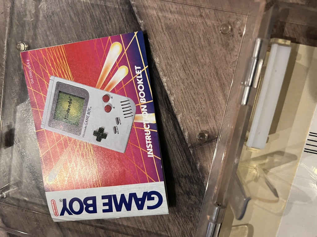 Yellow Play it Loud Original Game Boy DMG-01 Complete in Box CIB Case Brick