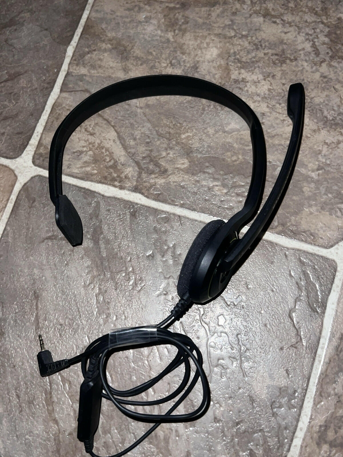 Sennheiser X2 Wired Xbox 360 Live Headset Noise-Cancelling Boom Microphone