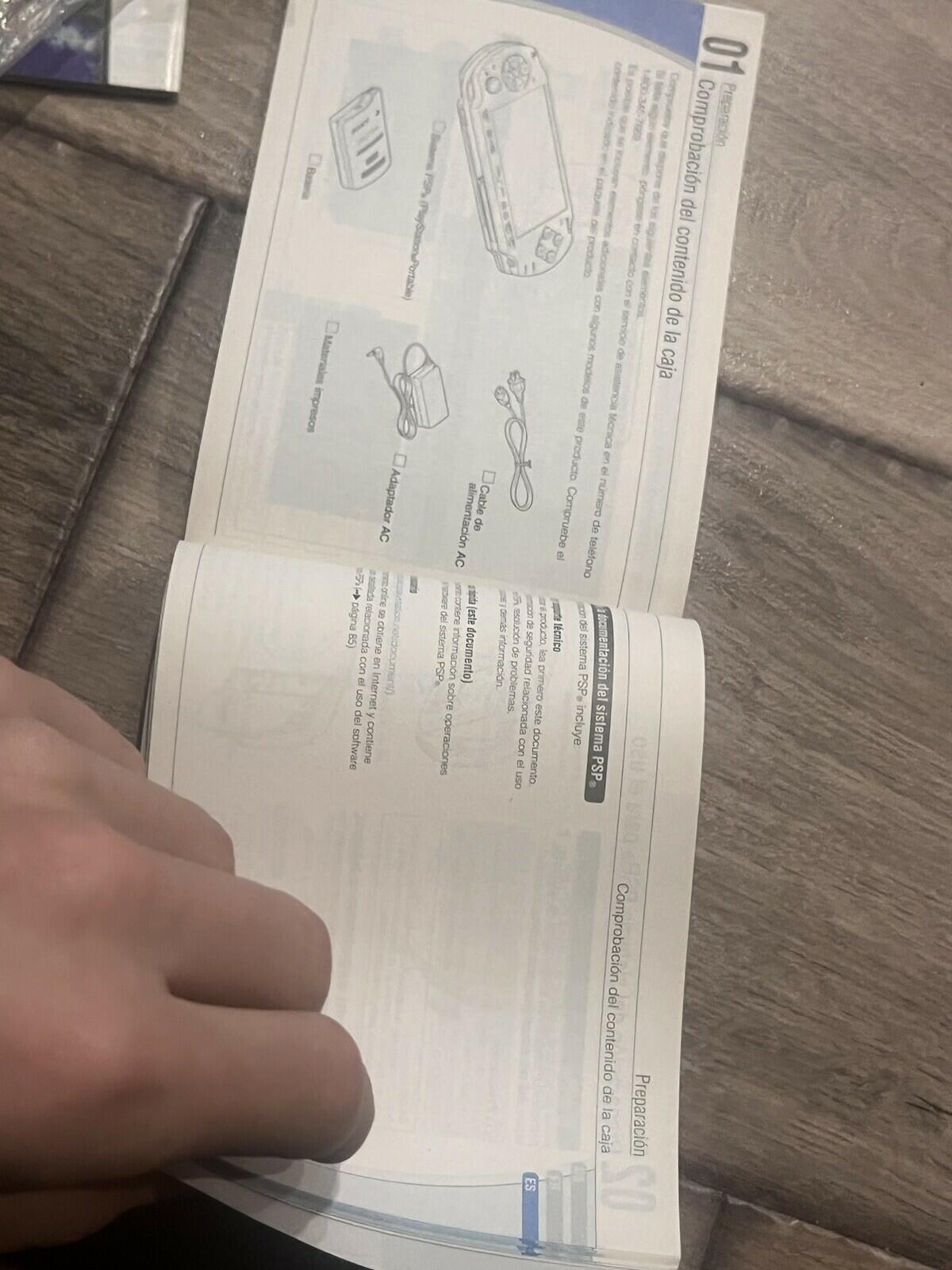 PSP Quick Reference Console Manual for PSP-2001 (3-218-749-11(1) F2)