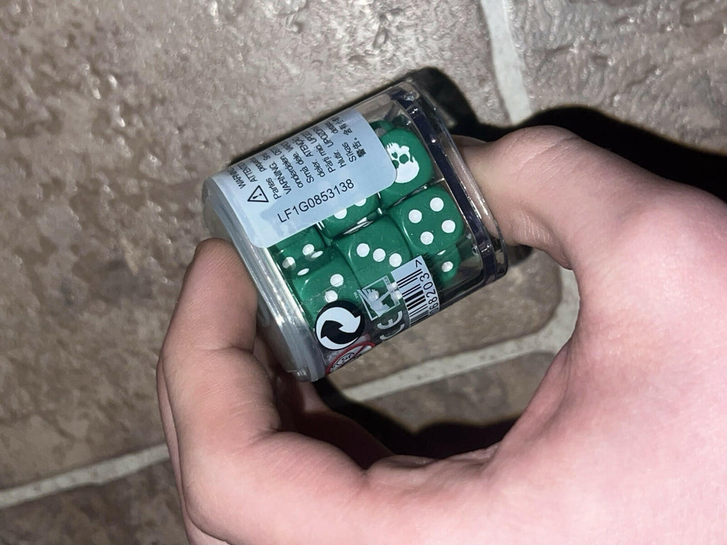 Warhammer 40,000 Age of Sigmar Dice Green BRAND NEW SEALED