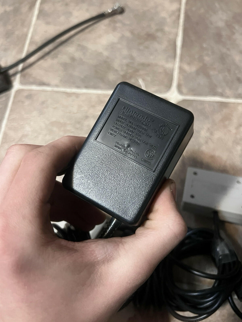 Nintendo NES Console NES-001 Working & TESTED ! Bundle With Two Controllers