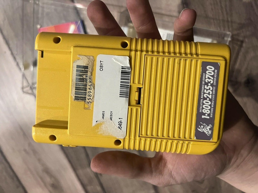 Yellow Play it Loud Original Game Boy DMG-01 Complete in Box CIB Case Brick