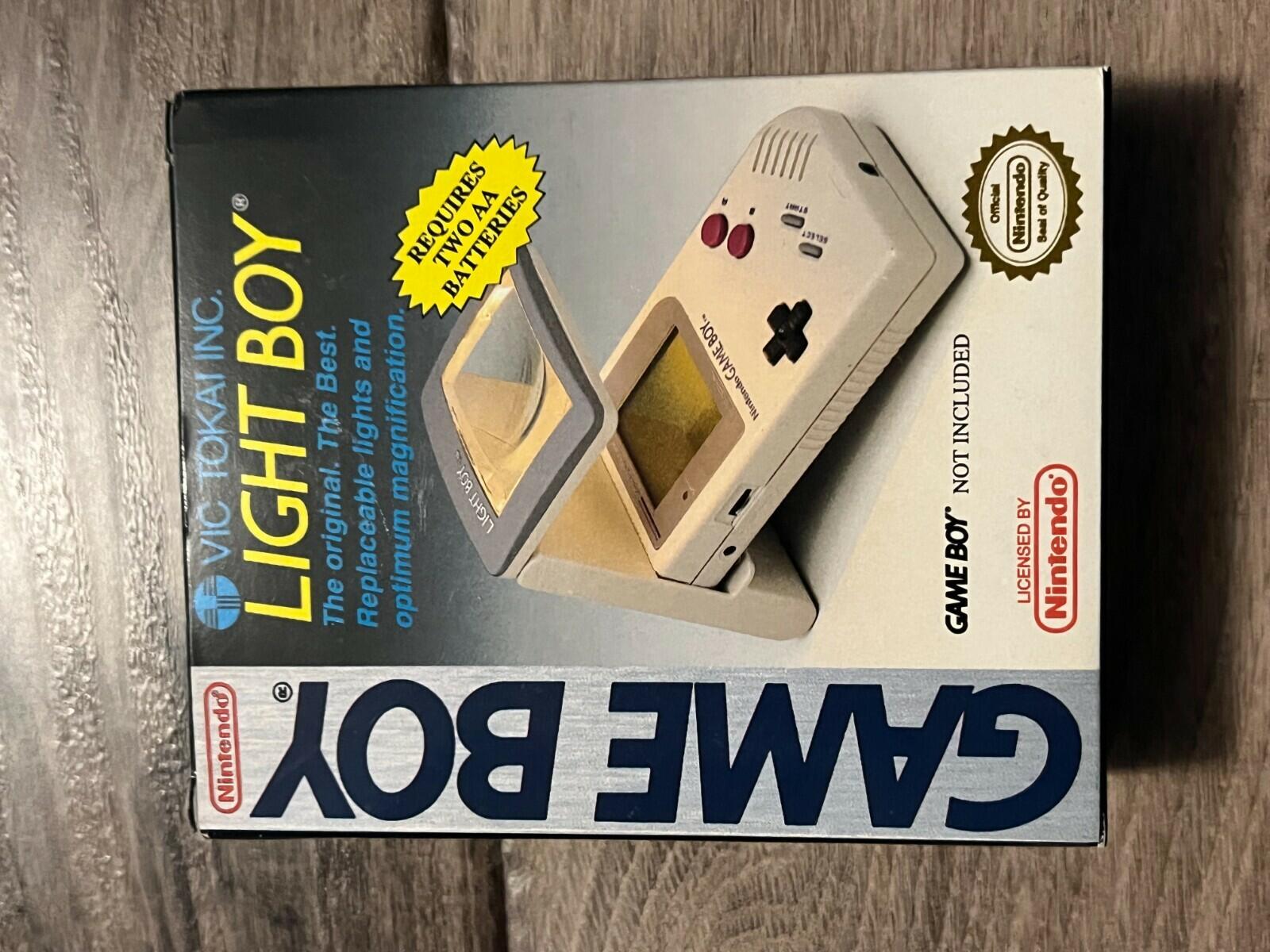 Nintendo Gameboy VIC TOKAI Light Boy Accessory Magnifier 1990 w Box