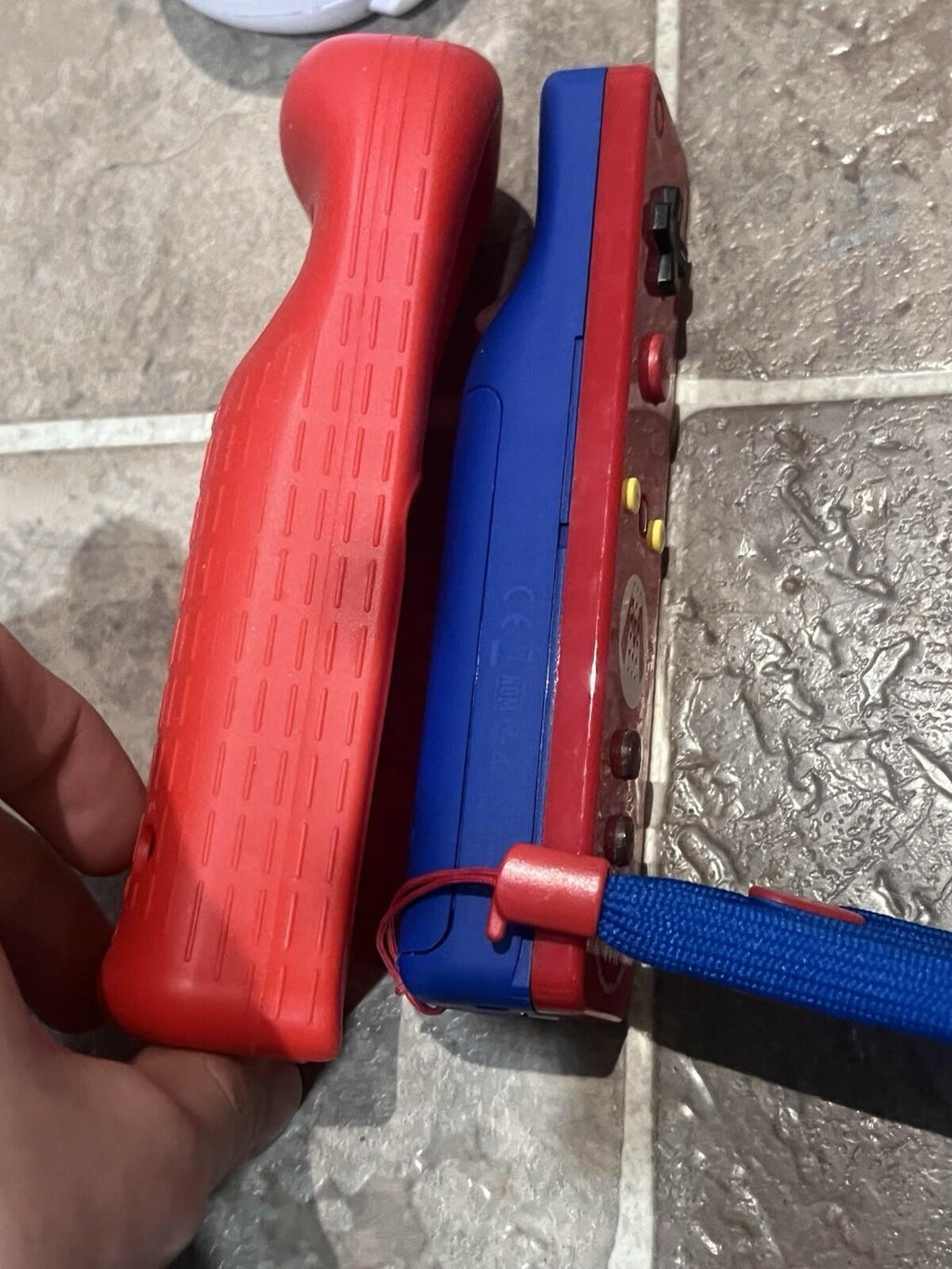 Nintendo Wii Motion Plus Remote Wiimote Controller OEM Mario Limited Edition Red