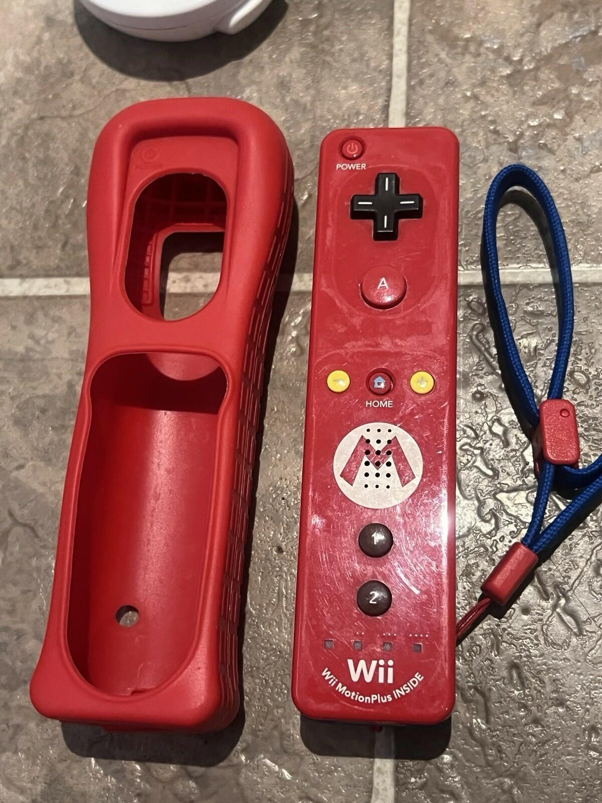 Nintendo Wii Motion Plus Remote Wiimote Controller OEM Mario Limited Edition Red