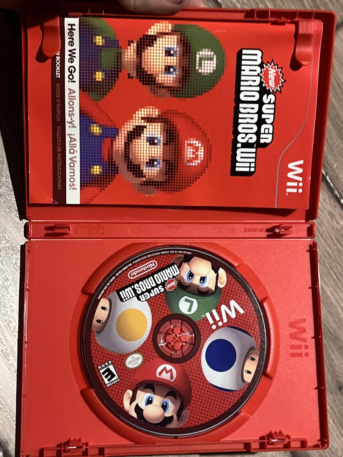 New Super Mario Bros. Wii (Nintendo Wii, 2009) CIB COMPLETE
