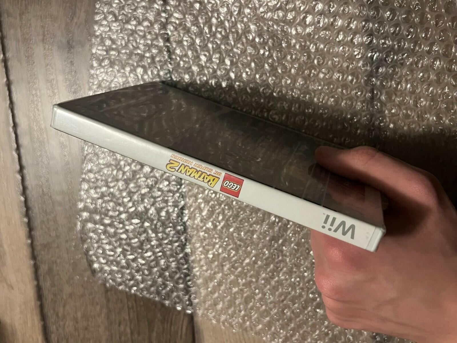 LEGO Batman 2: DC Super Heroes (Nintendo Wii, 2012) NEW SEALED