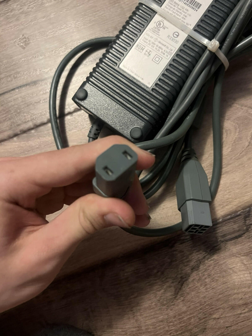 Microsoft Xbox 360 OEM AC Adapter Power Supply Model EADP-175AB