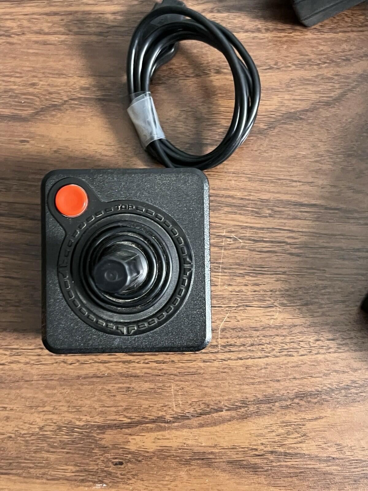 Atari 2600 System Light Sixer With Power Supply And Controller