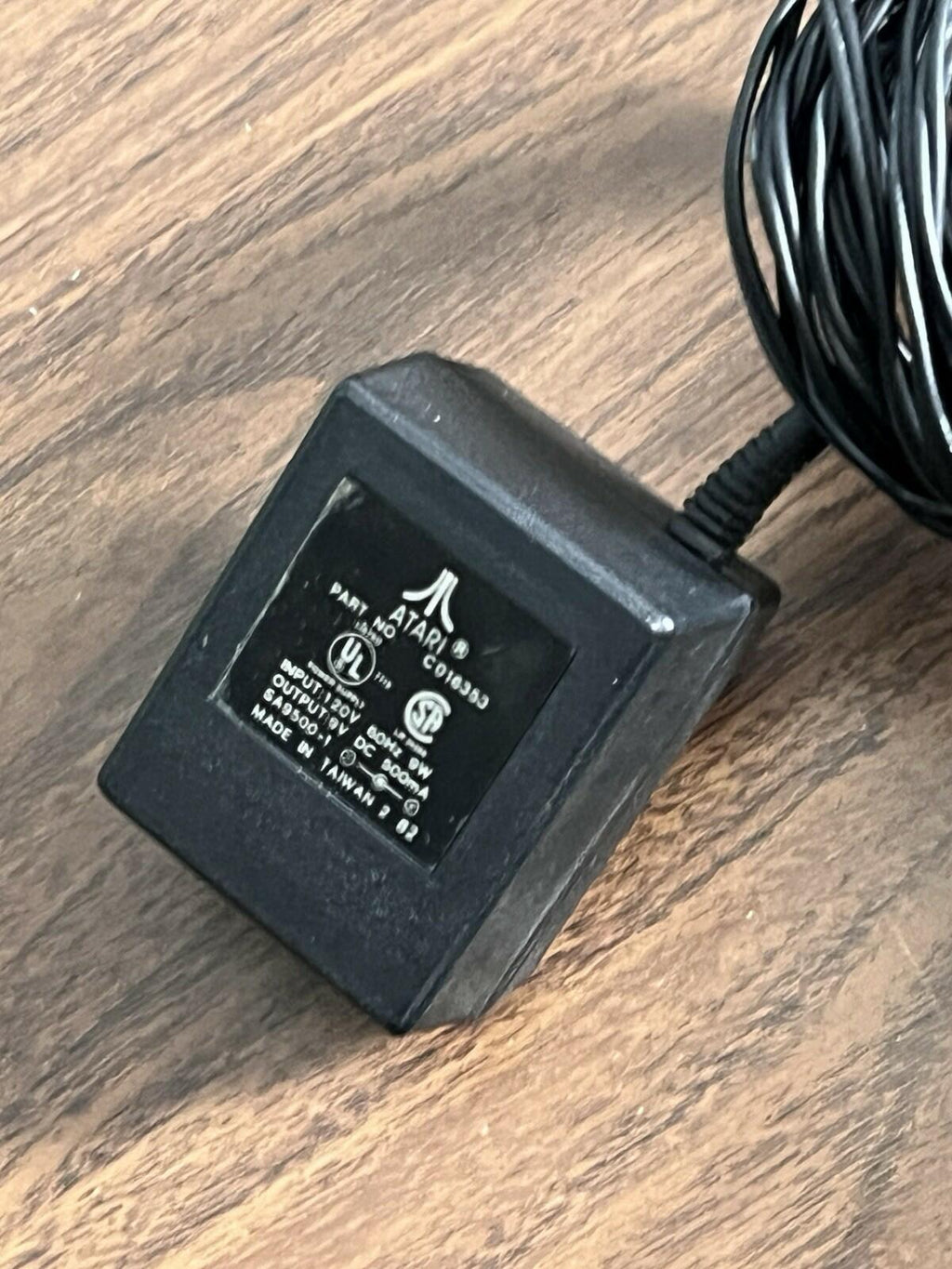 Atari 2600 System Light Sixer With Power Supply And Controller