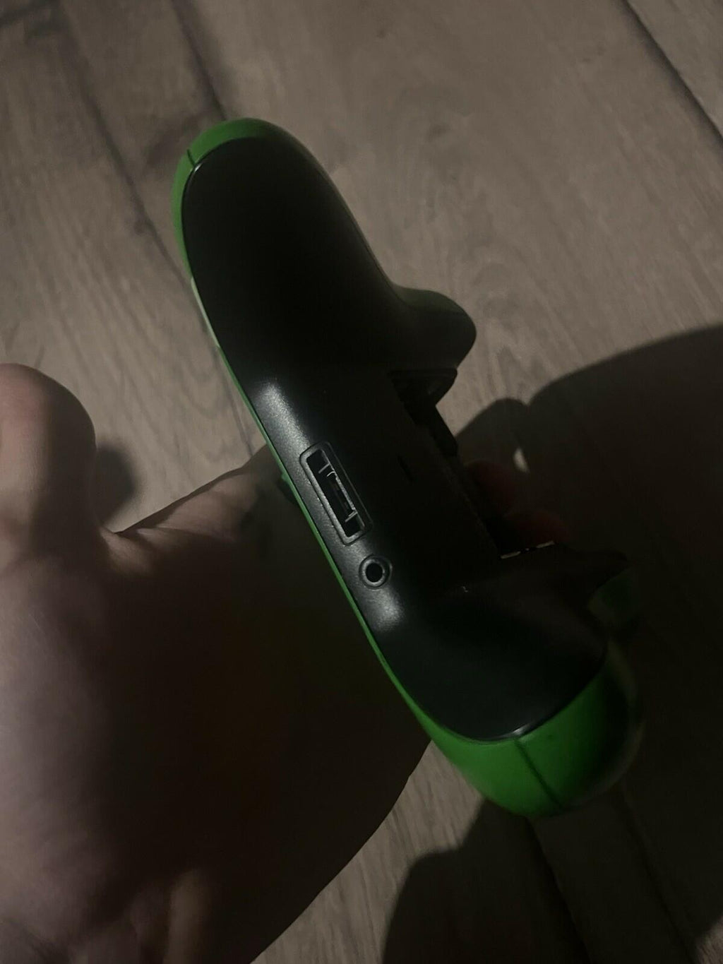 Xbox Minecraft Creeper Controller NO BATTERY COVER