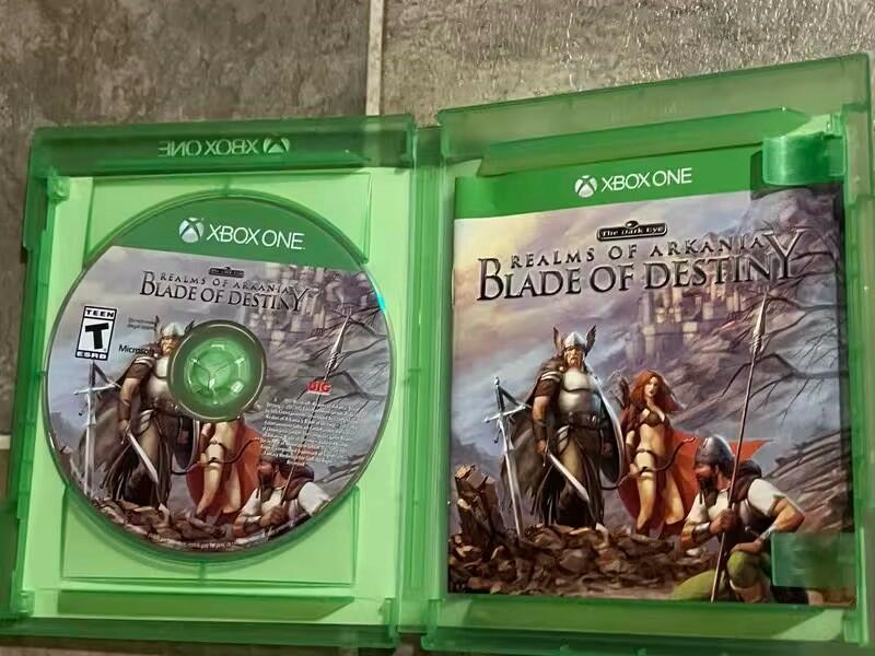Realms of Arkania: Blade of Destiny (Microsoft Xbox One, 2017) CIB