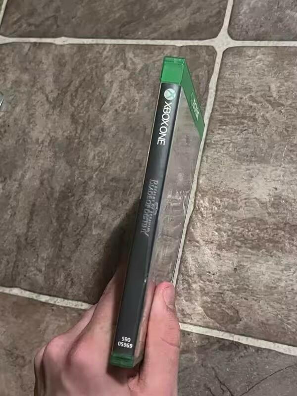 Realms of Arkania: Blade of Destiny (Microsoft Xbox One, 2017) CIB