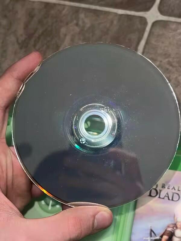 Realms of Arkania: Blade of Destiny (Microsoft Xbox One, 2017) CIB