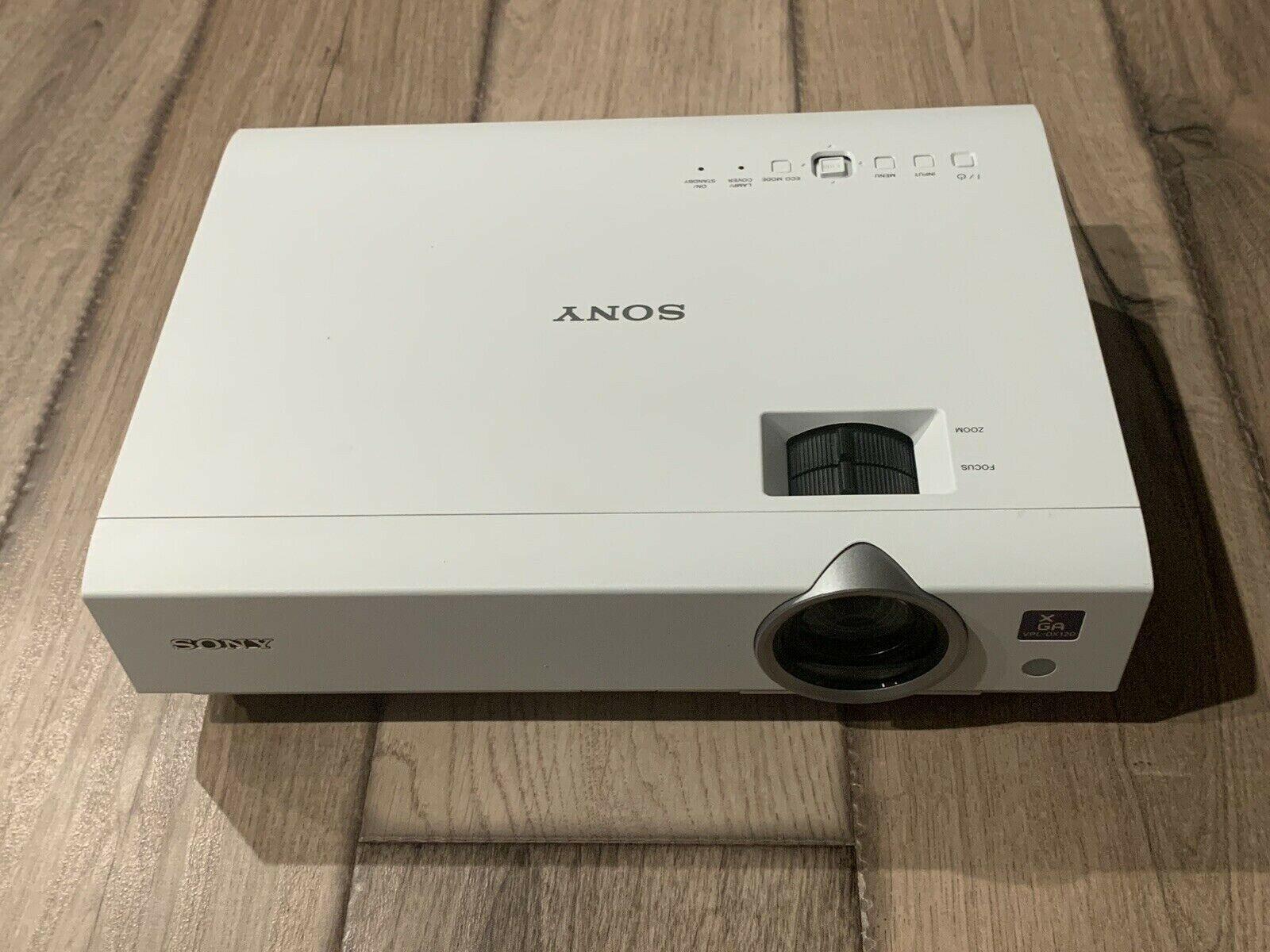 SONY VPL-DX120 Projector 2600 ANSI 4:3 XGA (1024x768) 5Hours Of Use