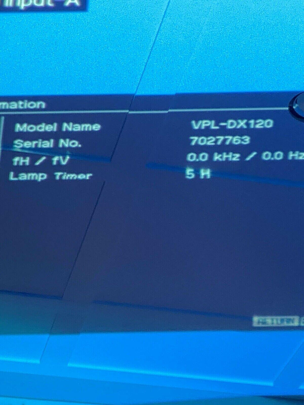 SONY VPL-DX120 Projector 2600 ANSI 4:3 XGA (1024x768) 5Hours Of Use