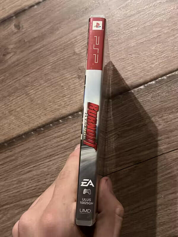 Burnout Legends: Greatest Hits (Sony PSP Playstation Portable, 2005) CIB