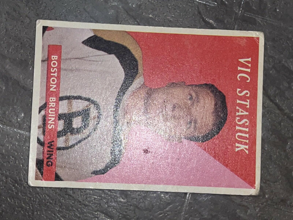 1958-59 Topps Vic Stasiuk Boston Bruins #9 NHL Hockey Card