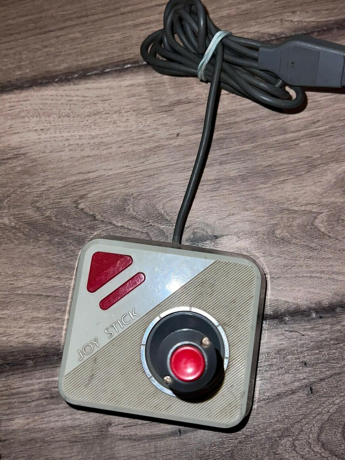 "Graphy 500" Atari 2600 Commodore Controller Tested Working Red Buttons