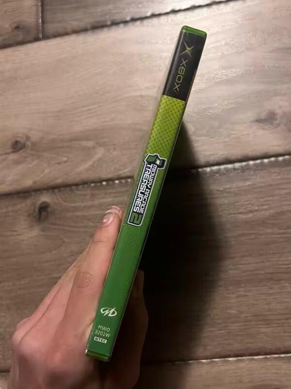 Midway Arcade Treasures 2 (Microsoft Xbox, 2004) NO MANUAL