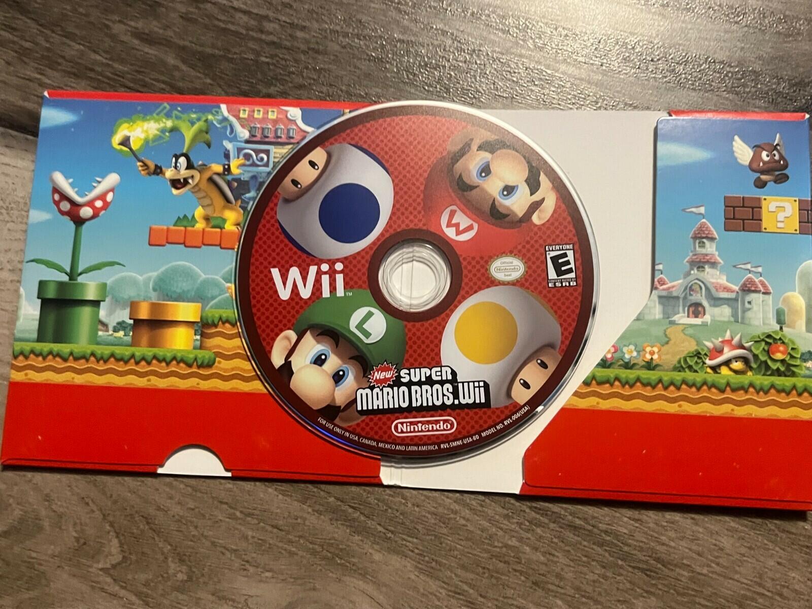 New Super Mario Bros. Wii (Nintendo Wii, 2009) SLEEVE SLIP COVER NO MANUAL