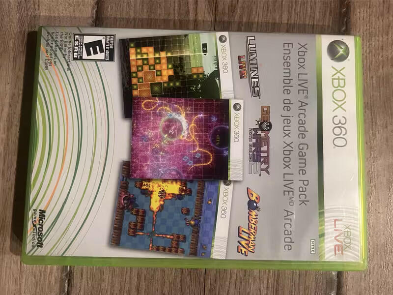 Xbox Live Arcade Game Pack Bomberman Lumines Geometry Wars (Xbox 360, 2009) CIB