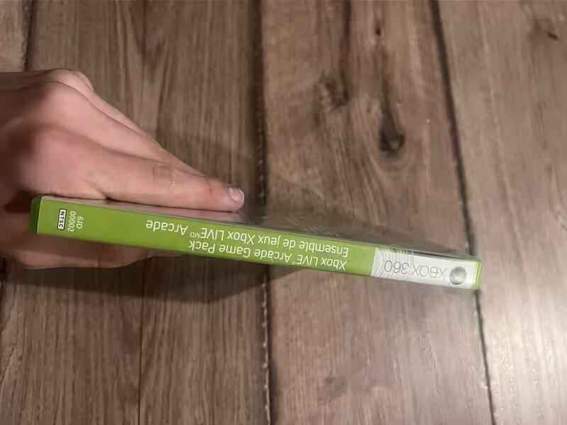 Xbox Live Arcade Game Pack Bomberman Lumines Geometry Wars (Xbox 360, 2009) CIB