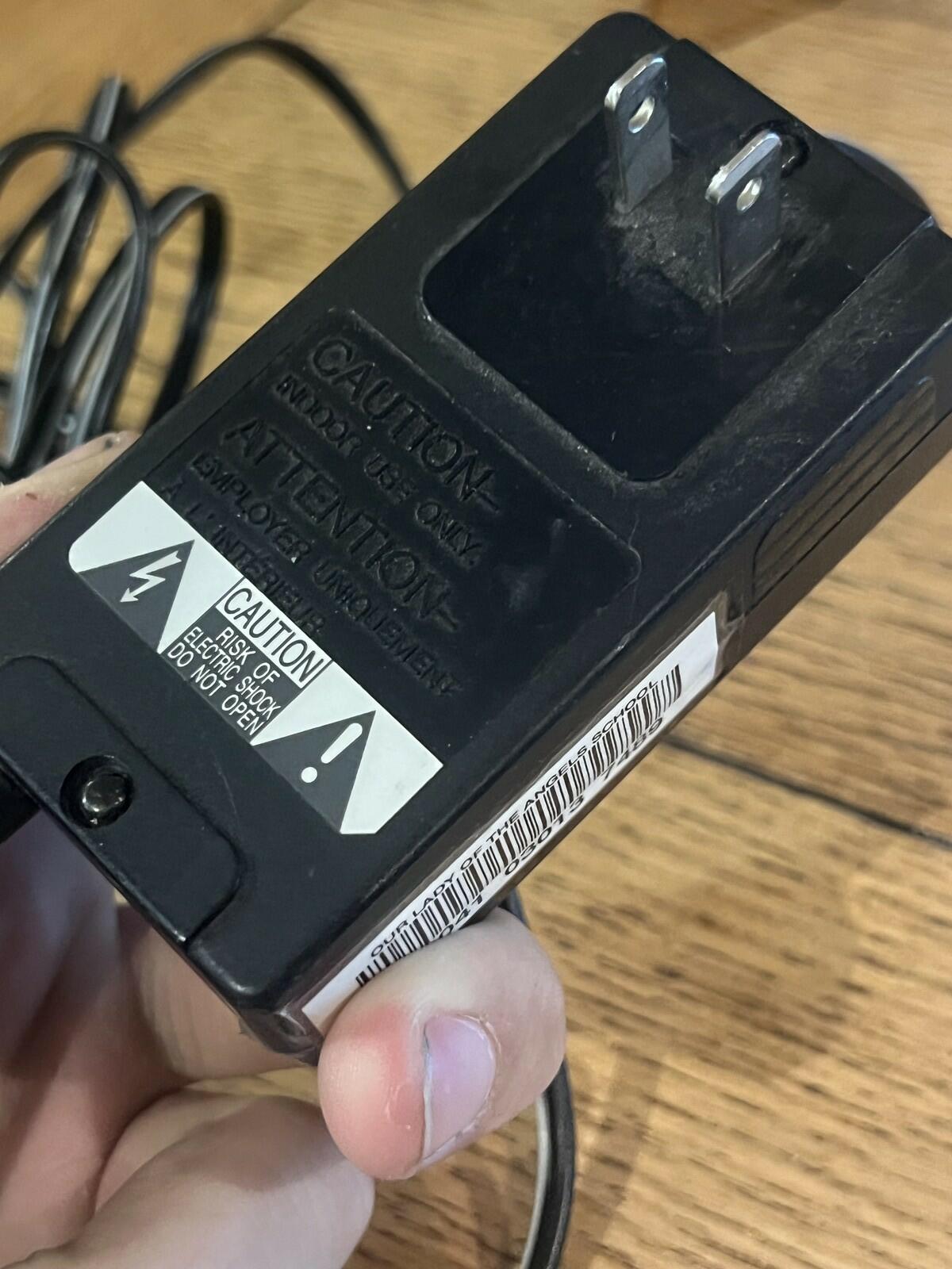 OEM Apple AC Adapter M4138 (AC-DS7) for QuickTake 200 Digital Camera 4 Available